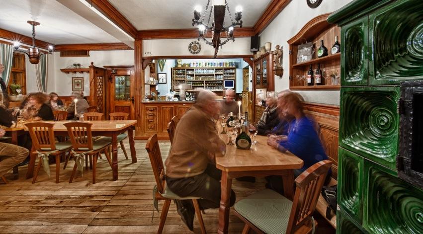 Gasthof Zum Weissen Lamm Sommerach Buitenkant foto