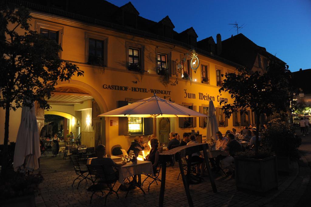 Gasthof Zum Weissen Lamm Sommerach Buitenkant foto